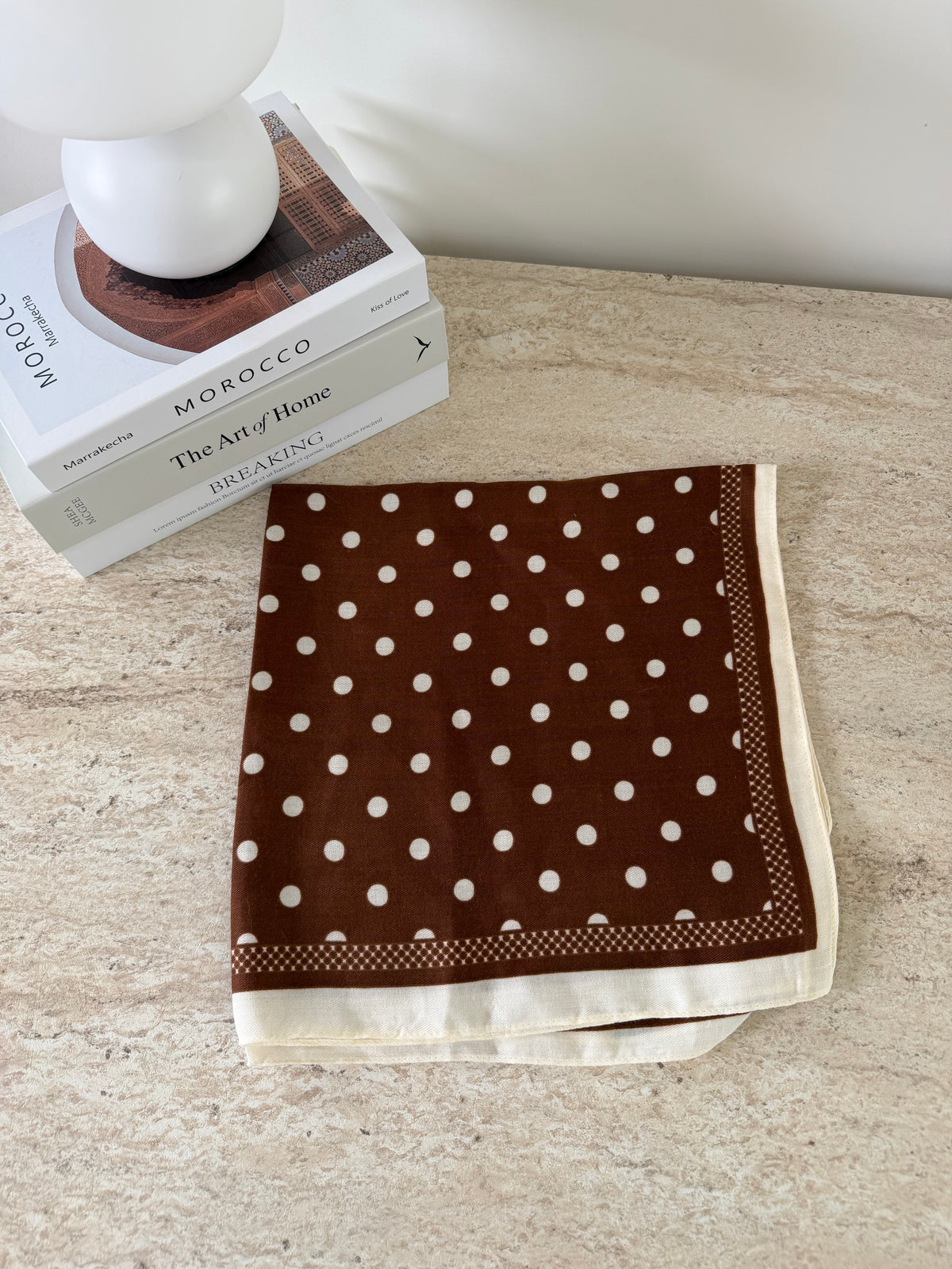 Foulard pois marron