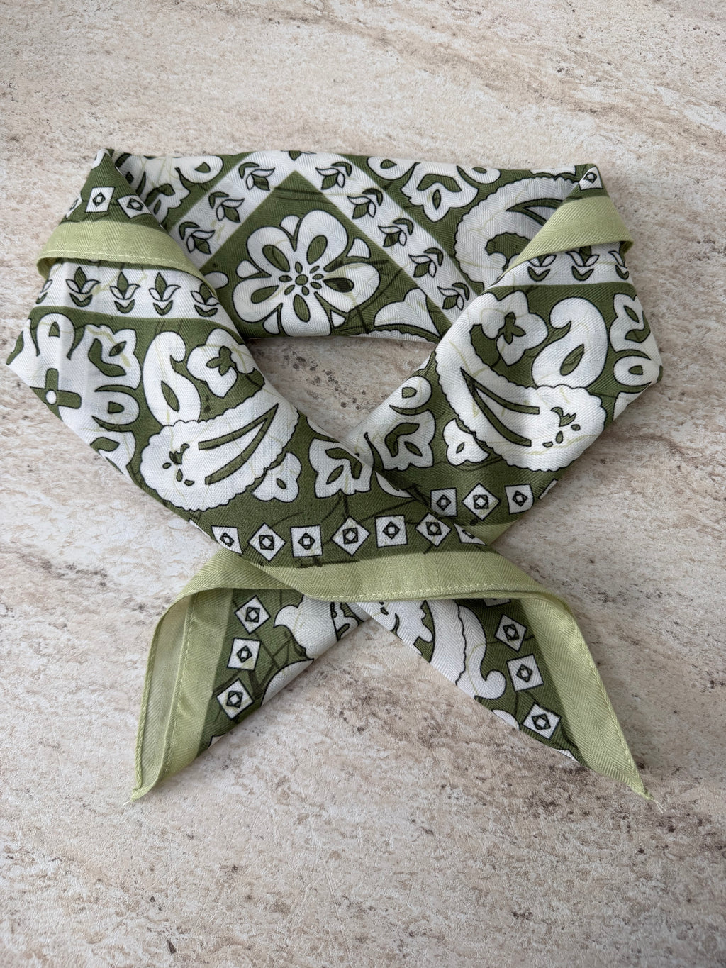 Foulard fleurs