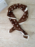 Foulard pois marron